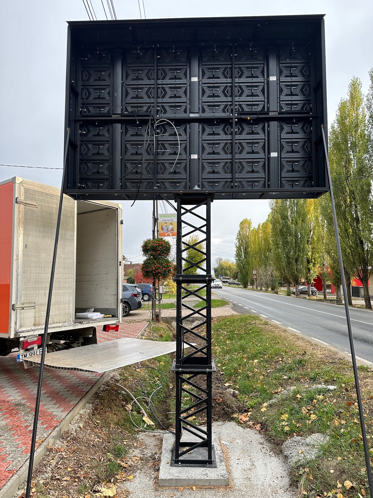 3x2m Sanandrei, Timiș